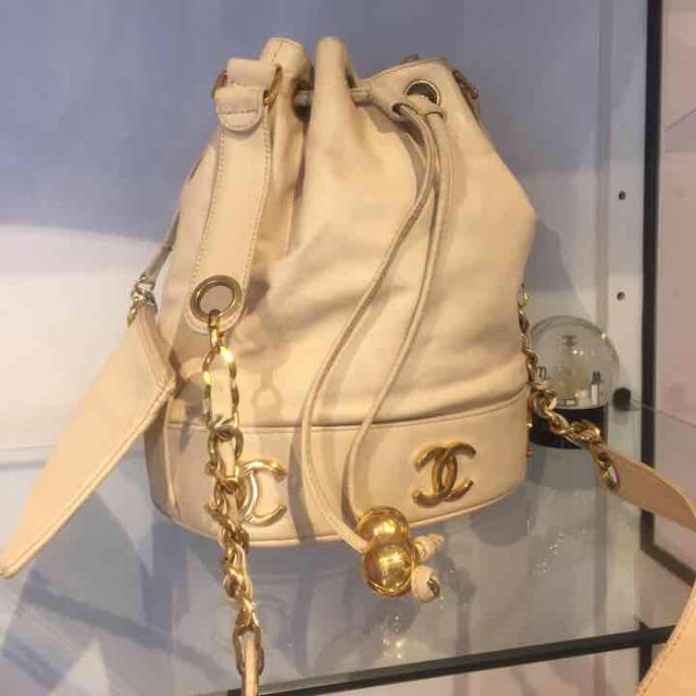 CHANEL(シャネル)の最終 再出品 レディースのバッグ(ショルダーバッグ)の商品写真