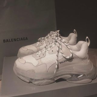 バレンシアガ(Balenciaga)のBALENCIAGA TRIPLE S 最終値下げ！(スニーカー)