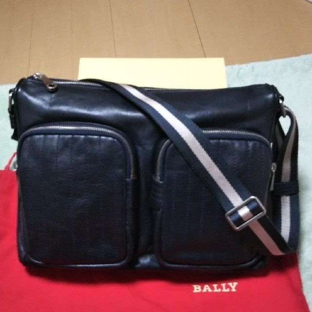 BALLYショルダーバッグ  (濃紺色)