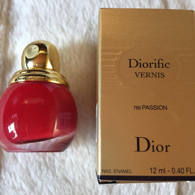 Dior(ディオール)のDIOR ヴェルニ ディオリフィック ネイルエナメル マニキュア ディオール コスメ/美容のネイル(マニキュア)の商品写真