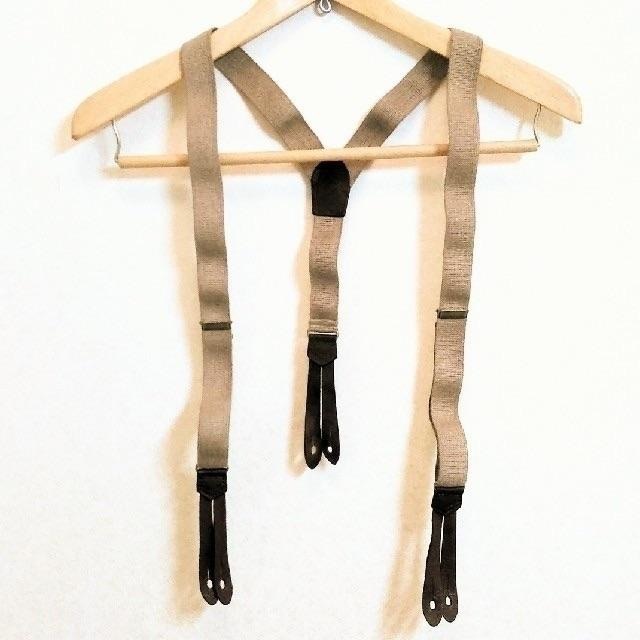 nest Robe(ネストローブ)のnest Robe✨ネストローブ リネン 平ゴム 牛革使用 サスペンダー レディースのファッション小物(サスペンダー)の商品写真