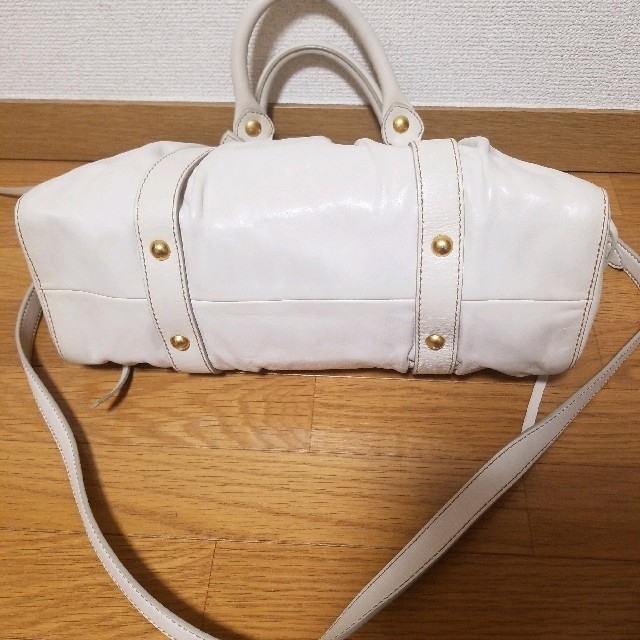 miumiu(ミュウミュウ)のMIU MIU  ミュウミュウ 2wayバッグ レザー レディースのバッグ(ショルダーバッグ)の商品写真