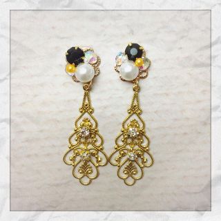 ビジューピアス(ピアス)