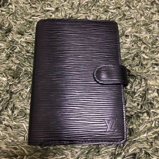 ルイヴィトン(LOUIS VUITTON)の【値下げ】美品　ルイヴィトン エピ 黒　手帳カバー(その他)