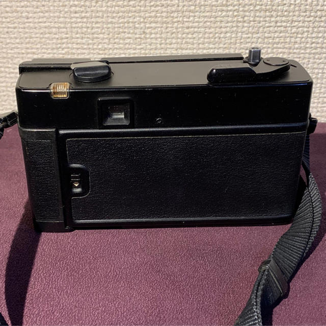 KONICA MINOLTA(コニカミノルタ)のKonica C35 フィルムカメラ AF スマホ/家電/カメラのカメラ(フィルムカメラ)の商品写真