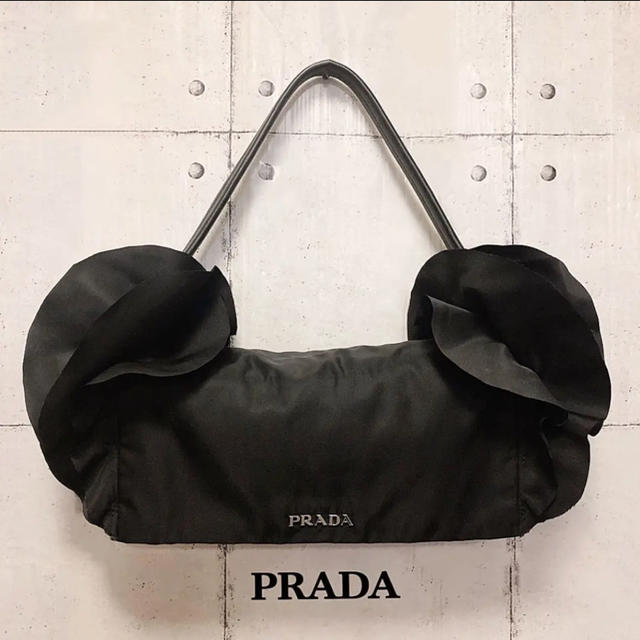 PRADA プラダ フリル バッグ ショルダーバッグ 可愛い ナイロン