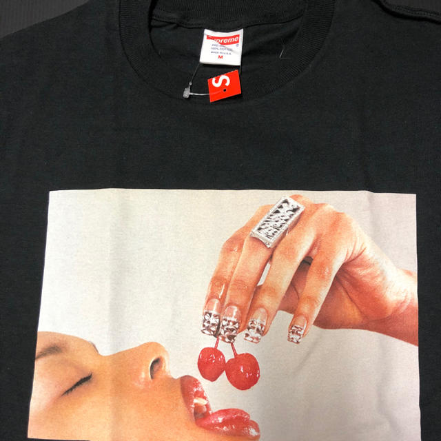 Supreme - 20SS Supreme Cherries Tee Black M 新品の通販 by あばれる ...