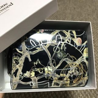 ヴィヴィアンウエストウッド(Vivienne Westwood)の新品✨ヴィヴィアンウエストウッド  折り財布　正規品　(財布)