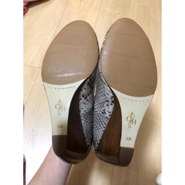 Cole Haan(コールハーン)のコールハーンパンプス パイソン柄　新品 レディースの靴/シューズ(ハイヒール/パンプス)の商品写真