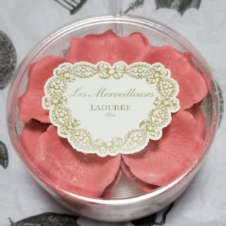 ラデュレ(LADUREE)のラデュレ　　新品　フェイスカラー　チークカラーローズラデュレ(チーク)