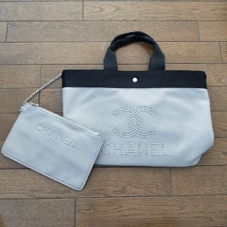 シャネル(CHANEL)のCHANEL ノベルティ スタッズ グレージュ(トートバッグ)