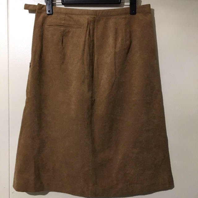 UNIQLO(ユニクロ)の【初期】UNIQLO スエード調スカート レディースのスカート(ひざ丈スカート)の商品写真