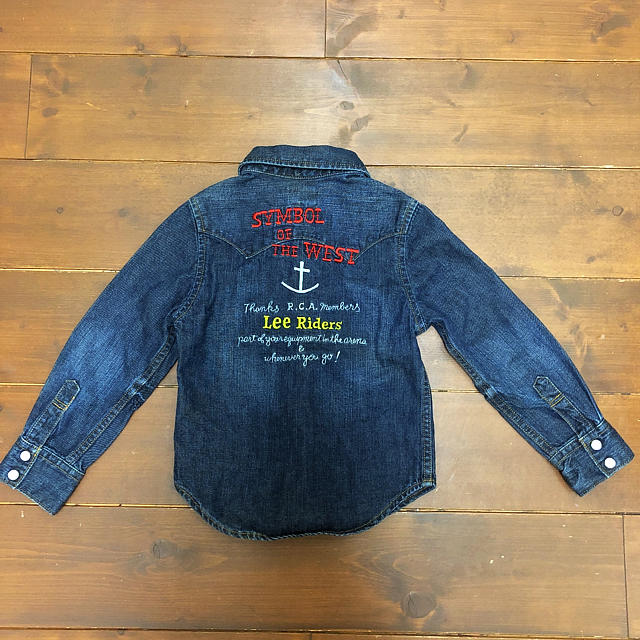 Lee(リー)のLee  デニムシャツ 100 キッズ/ベビー/マタニティのキッズ服男の子用(90cm~)(その他)の商品写真