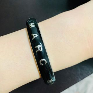 マークバイマークジェイコブス(MARC BY MARC JACOBS)のマークバイマークジェイコブス　バングル(ブレスレット/バングル)