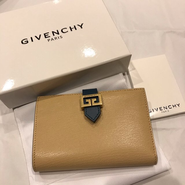 GIVENCHY(ジバンシィ)の春財布 ツートングレインレザー GV3 ウォレット レディースのファッション小物(財布)の商品写真