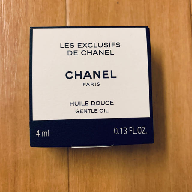 CHANEL(シャネル)のCHANEL オイル 試供品 コスメ/美容のヘアケア/スタイリング(オイル/美容液)の商品写真