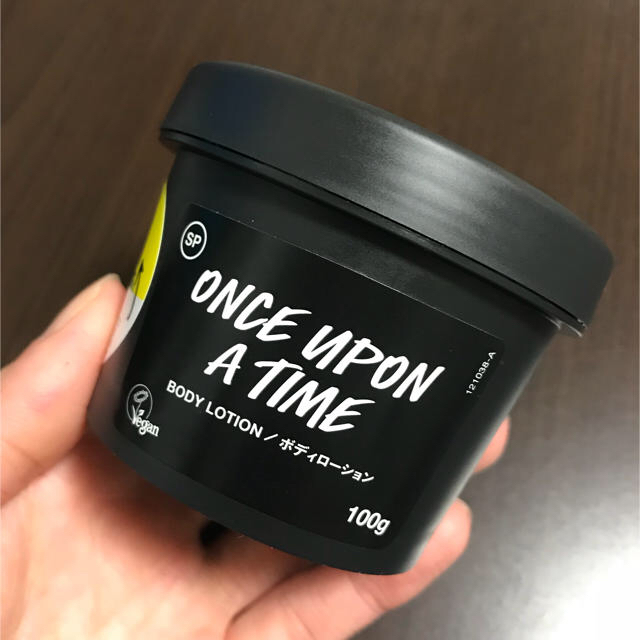 LUSH(ラッシュ)の【お値下げ！】 LUSH ワンスアポンアタイム ボディローション コスメ/美容のボディケア(ボディクリーム)の商品写真