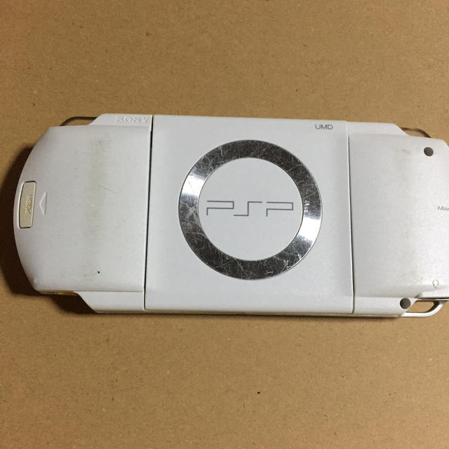 PlayStation Portable(プレイステーションポータブル)のpsp1000 ジャンク？ エンタメ/ホビーのゲームソフト/ゲーム機本体(携帯用ゲーム機本体)の商品写真