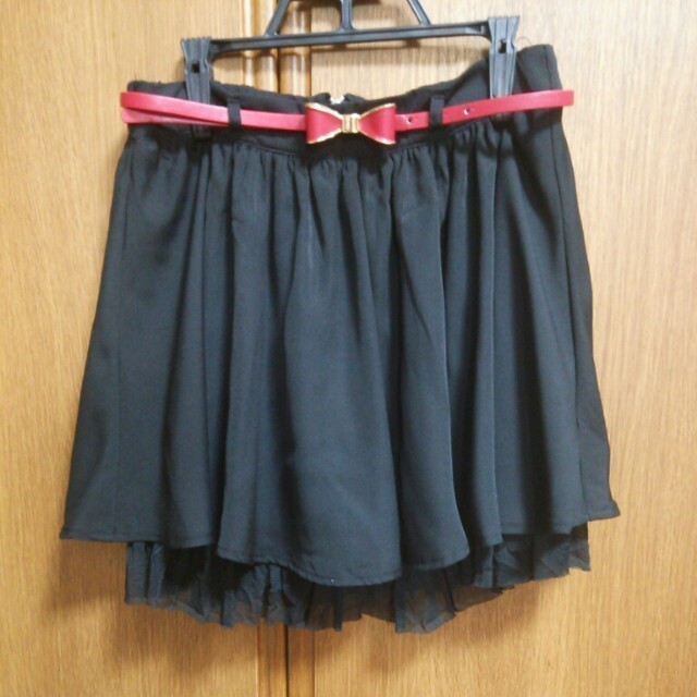 INGNI(イング)の【再値下げ】ベルト付き☆黒スカート レディースのスカート(ミニスカート)の商品写真