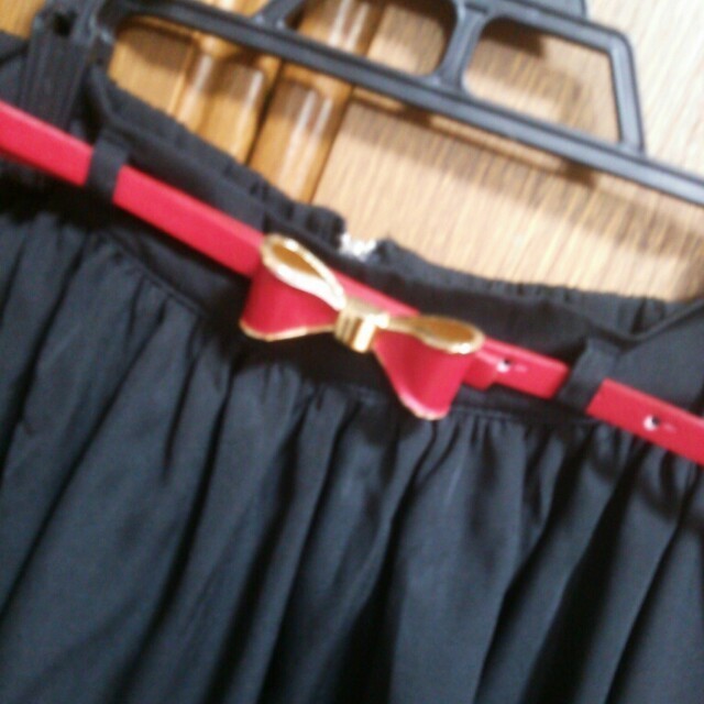 INGNI(イング)の【再値下げ】ベルト付き☆黒スカート レディースのスカート(ミニスカート)の商品写真
