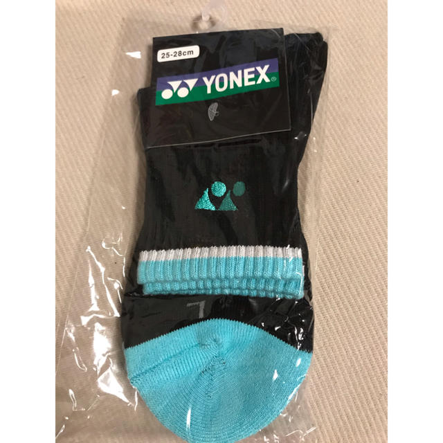 YONEX - ヨネックス 海外モデル 25-28の通販 by ayaka1202's shop｜ヨネックスならラクマ