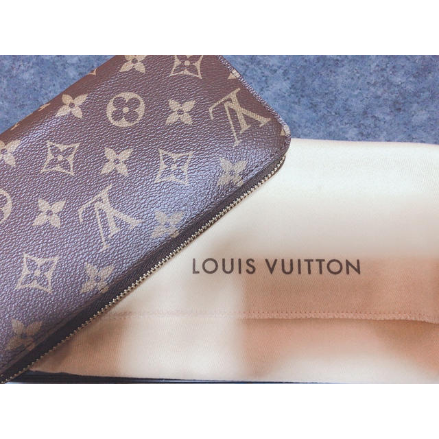 LOUIS VUITTON 長財布