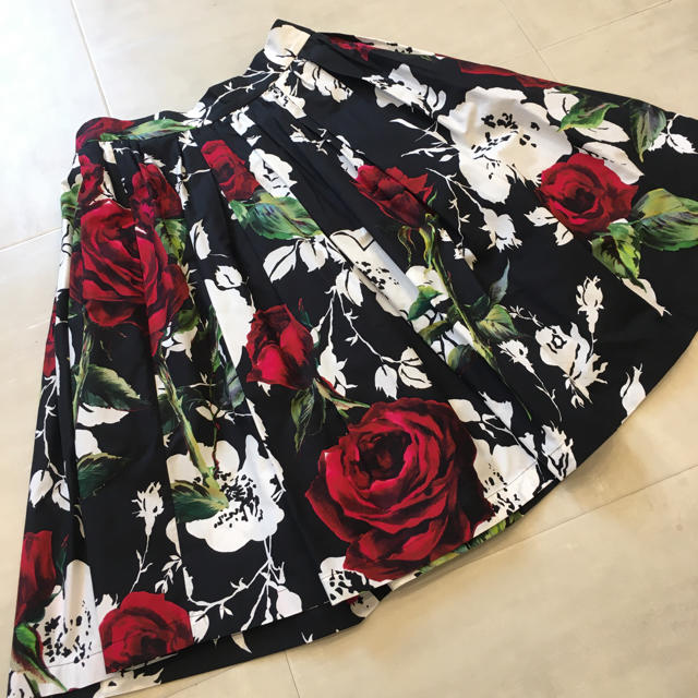 DOLCE&GABBANA - Dolce&Gabbana ドルチェ&ガッバーナ 花柄スカートの通販 by cocomo's shop