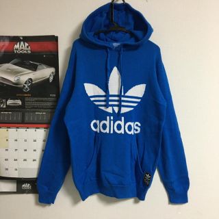 アディダス(adidas)の美品　adidas アディダス ニット　パーカー　(パーカー)