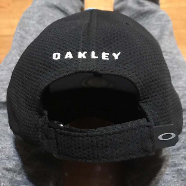Oakley(オークリー)のオークリー  キャップ メンズの帽子(キャップ)の商品写真