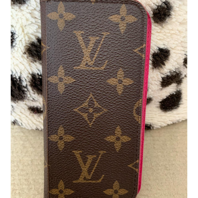 LOUIS VUITTON - ルィヴィトンiPhone8ケースの通販