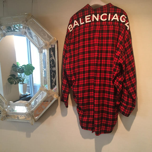 Balenciaga - naomi バレンシアガレッドチェックシャツ世界中で完売