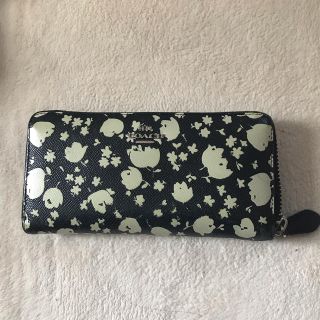 コーチ(COACH)のCOACH 花柄　長財布(財布)