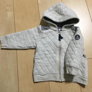 プチバトー(PETIT BATEAU)の美品　プチバトー　パーカー　グレー　春　秋　服(ジャケット/コート)