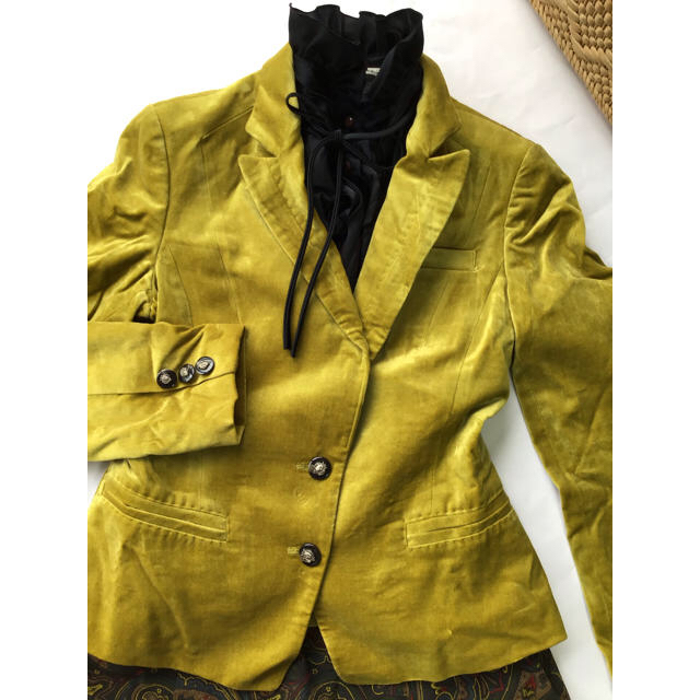 美品　ベルベット　ベロア　クラシカル　テーラード　ジャケット レディースのジャケット/アウター(テーラードジャケット)の商品写真