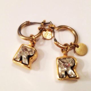 ハニーサロン(Honey Salon)のHoney Salon☆イニシャルピアス(ピアス)