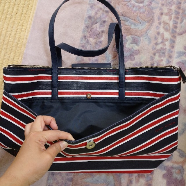 TOMMY HILFIGER(トミーヒルフィガー)のTOMMY HILFIGER  トートバッグ レディースのバッグ(トートバッグ)の商品写真