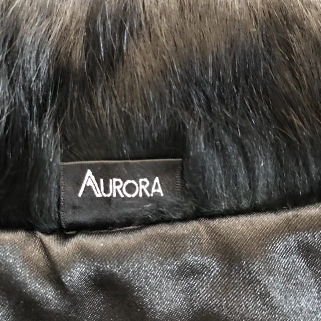 オーロラ　Aurora 黒ファーボレロ　ラビットファ レディースのジャケット/アウター(毛皮/ファーコート)の商品写真