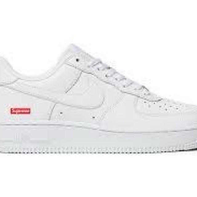 NIKE(ナイキ)のSupreme®/Nike® Air Force 1 Low カラー　ホワイト メンズの靴/シューズ(スニーカー)の商品写真