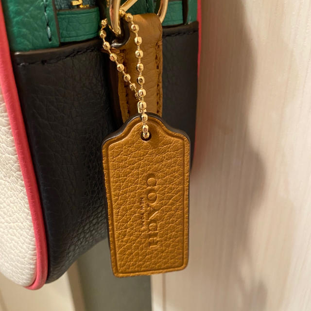 COACH ロゴクロスボディ カメラバッグ ショルダーバッグ 確認用レディース