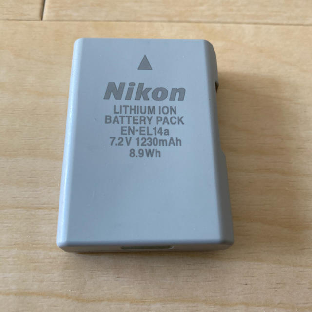 Nikon(ニコン)のニコン Nikon バッテリー EN-EL14a スマホ/家電/カメラのスマートフォン/携帯電話(バッテリー/充電器)の商品写真