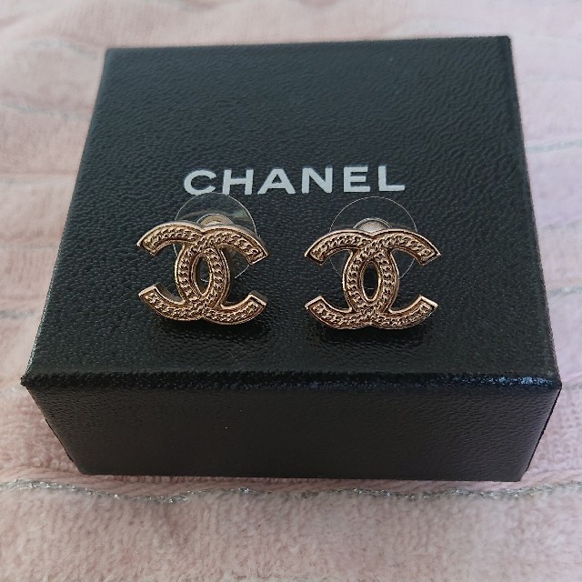 CHANEL ピアス