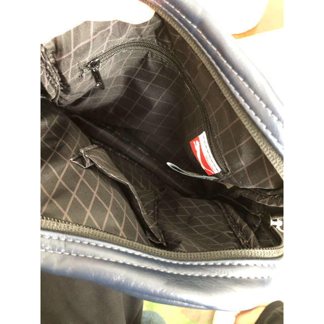 PUMA(プーマ)のプーマショルダーバック メンズのバッグ(ショルダーバッグ)の商品写真