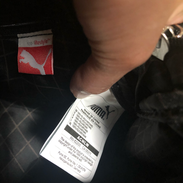 PUMA(プーマ)のプーマショルダーバック メンズのバッグ(ショルダーバッグ)の商品写真