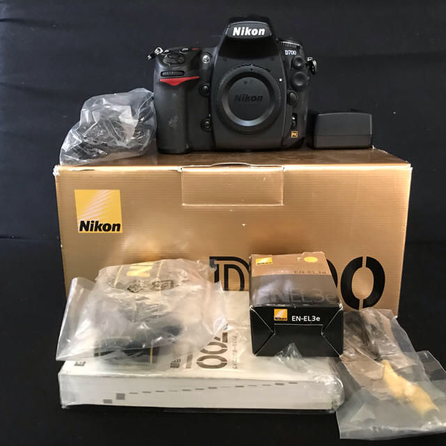 Nikon D700 ダブルレンズset