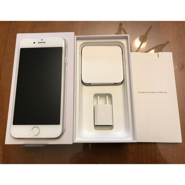 iPhone8 64G 新品 未使用 SIMロック解除済