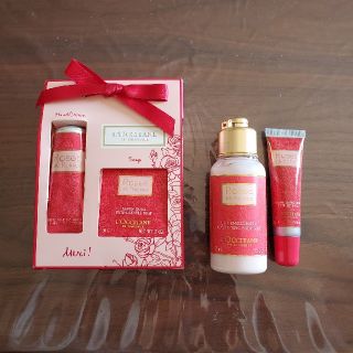 ロクシタン(L'OCCITANE)の【おまけ追加】ロクシタン　ローズ　メルシーキット＋ボディミルク＋リップバーム(その他)