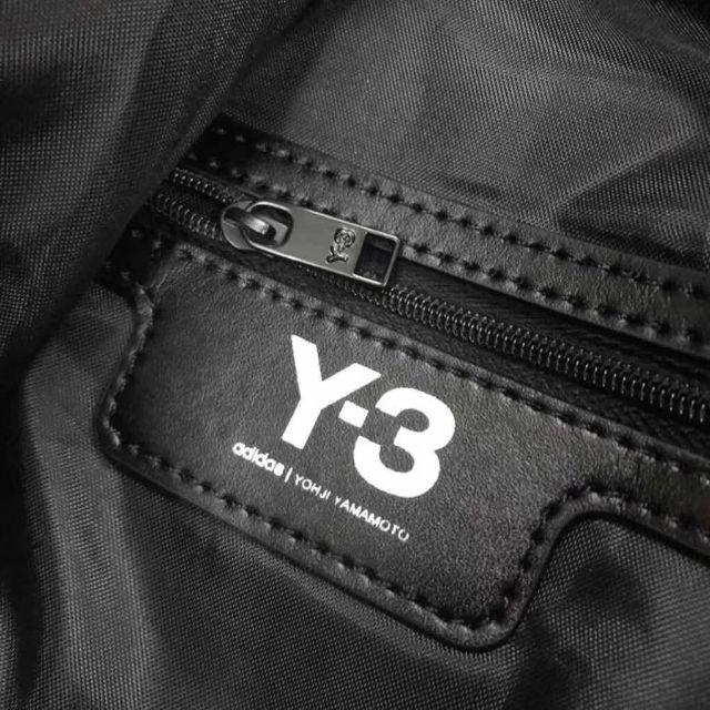 Y-3(ワイスリー)のY-3 ヨウジヤマモト 　ボディーバッグボディーポーチ　斜め掛け メンズのバッグ(ボディーバッグ)の商品写真