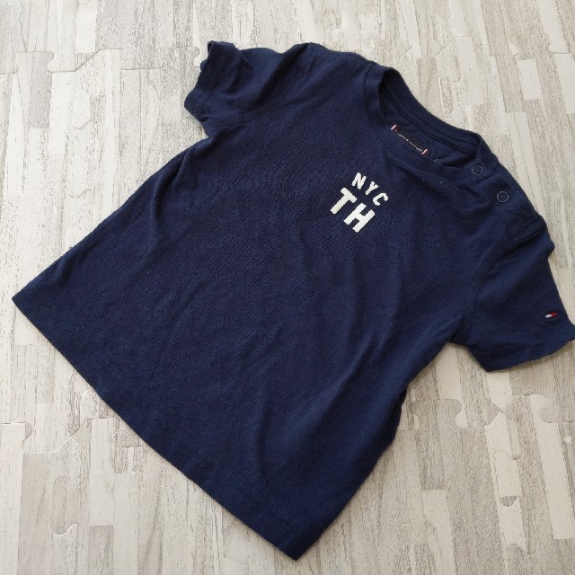 TOMMY HILFIGER(トミーヒルフィガー)のTOMMY HILFIGER キッズ/ベビー/マタニティのベビー服(~85cm)(Ｔシャツ)の商品写真