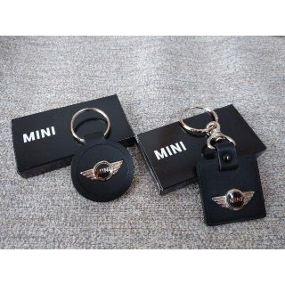 ビーエムダブリュー(BMW)のMINI クーパー　非売品　キーリング（２個セット）(ノベルティグッズ)