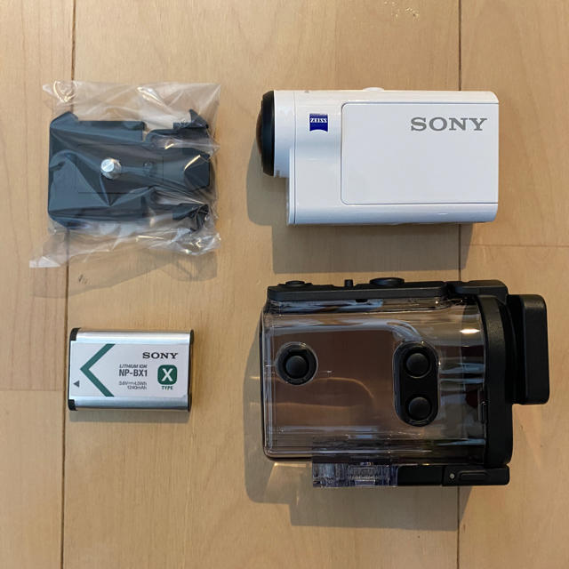 SONY(ソニー)の【まっつん様専用】アクションカメラ　HDR-AS300 ジャンク品 スマホ/家電/カメラのカメラ(ビデオカメラ)の商品写真